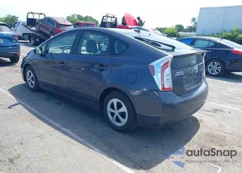 2015 Toyota Prius Three z USA, uszkodzony, nr VIN JTDKN3DU4F2004333